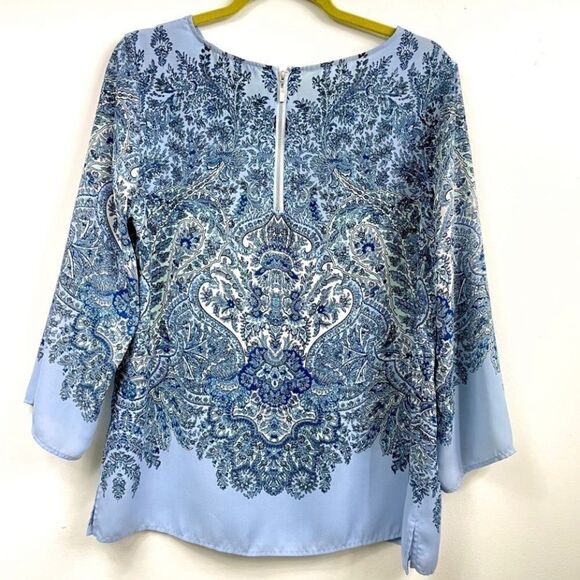 Rose & Olive| paisley blue blouse Med light blue/black - Picture 2 of 6
